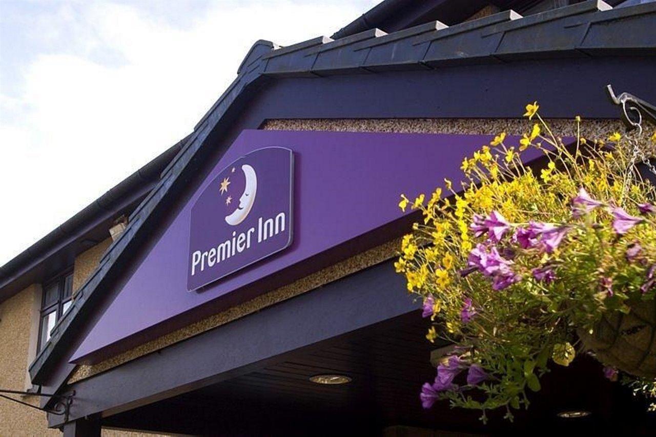 Premier Inn Glasgow East Kilbride - Peel Park Buitenkant foto